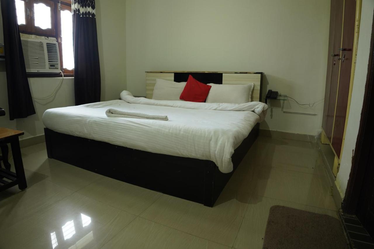 Farm Green View Resort Orchha Exteriör bild