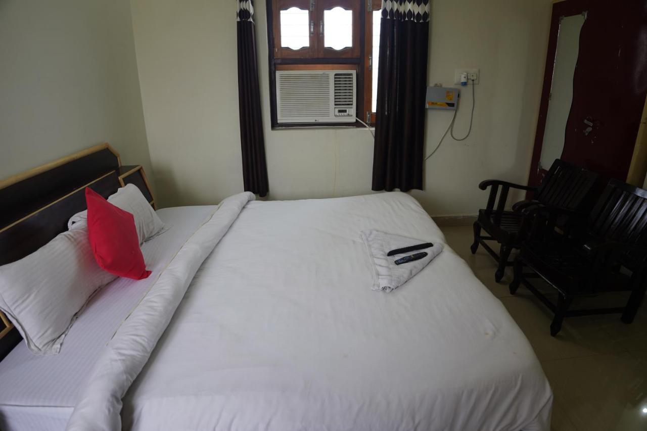 Farm Green View Resort Orchha Exteriör bild